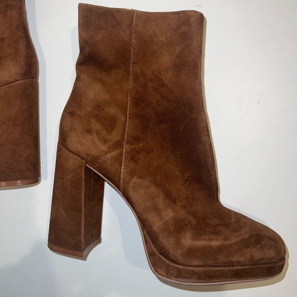 Steve Madden Suede Boots
